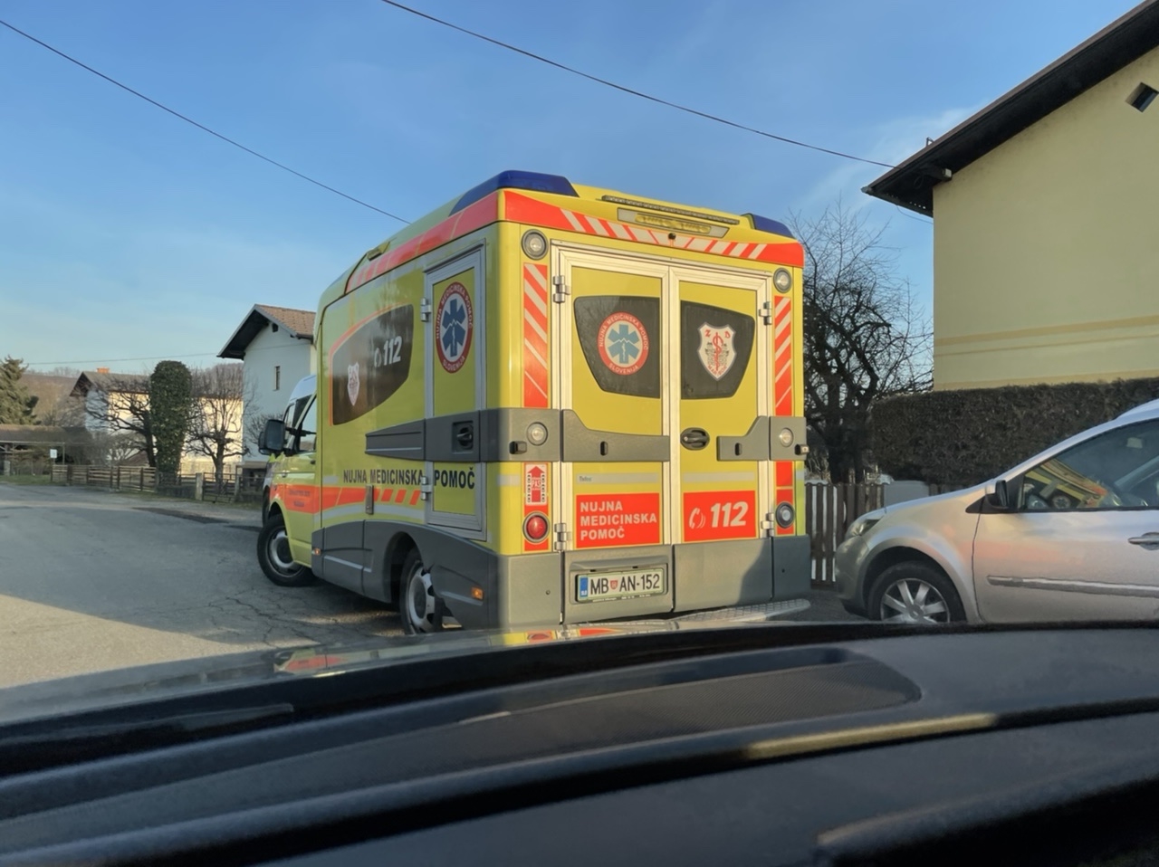 Znane podrobnosti včerajšnjega umora in samomora