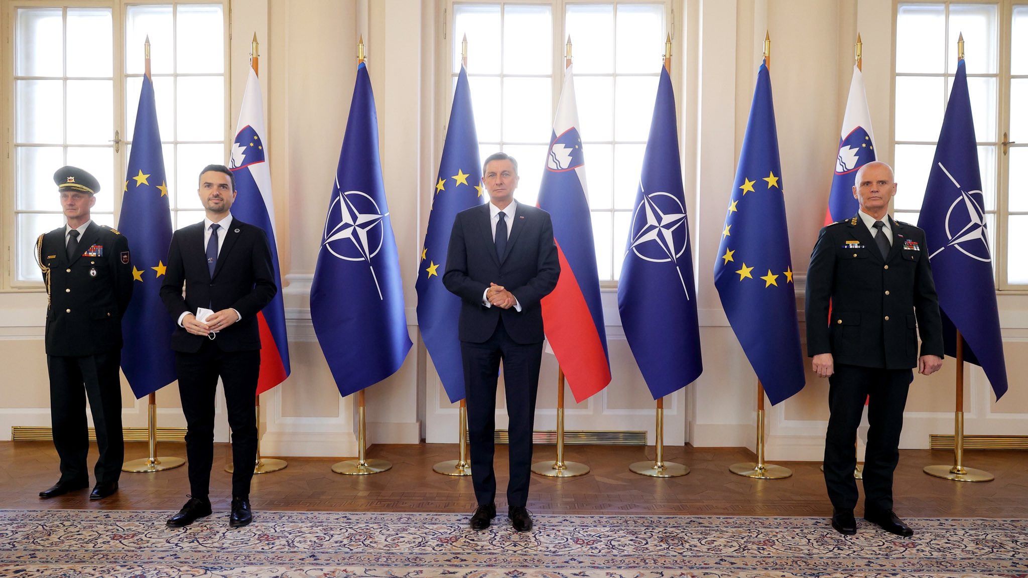 Pahor: Slovenska vojska skupaj z drugimi silami in ob podpori ljudi sposobna ubraniti suverenost Slovenije