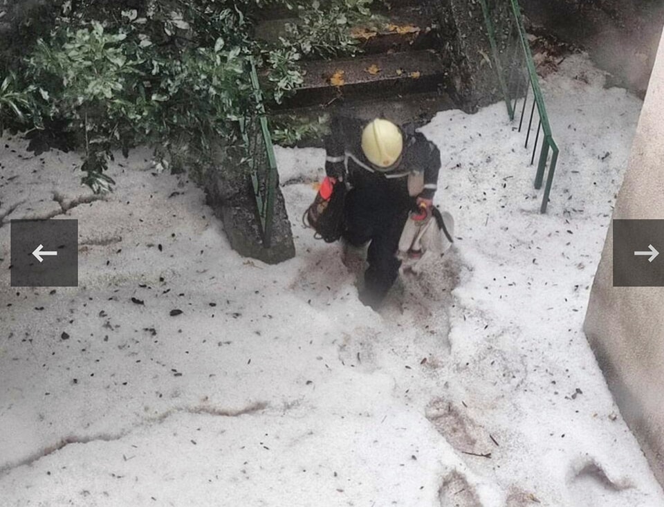 Nenavadni prizori s Hrvaške: Otok Hvar pobelila toča