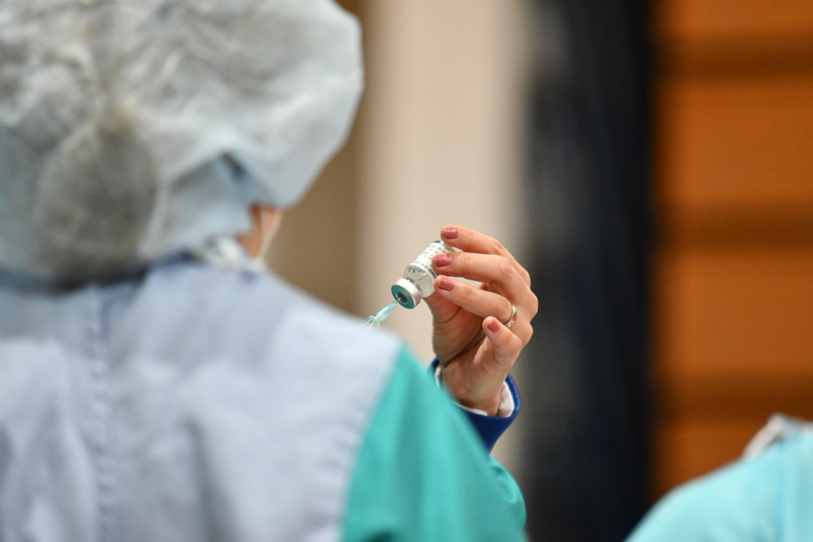 V Sloveniji doslej prijavljenih 39 smrti po cepljenju proti kovidu
