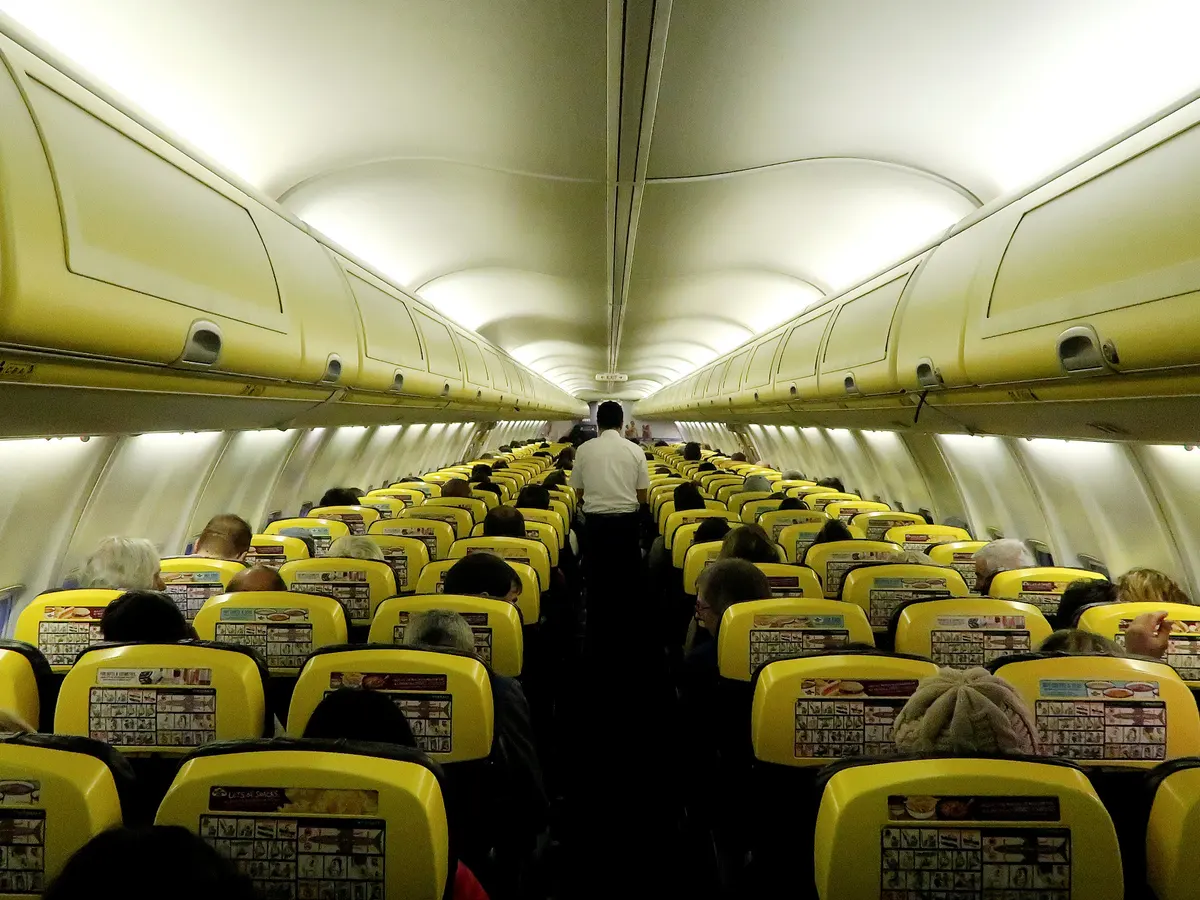 Letalski prevozniki služili na račun potnikov in kršili pravila: Sledijo sankcije
