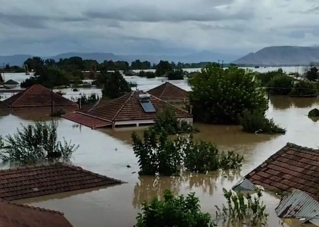FOTO in VIDEO: Tako so videti razsežnosti poplav v Grčiji