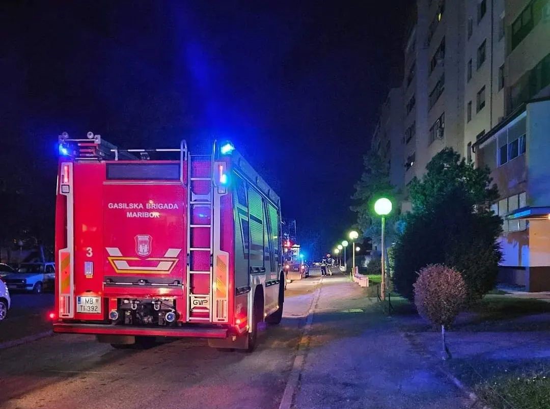 V Mariboru zaradi pozabljene hrane na štedilniku posredovali gasilci