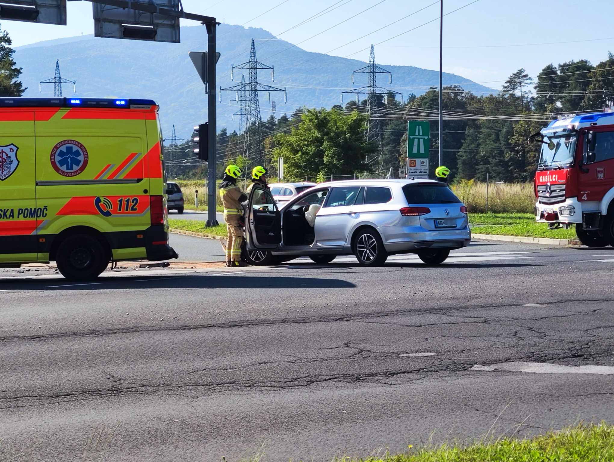 FOTO: Prometna nesreča na Ptujski cesti v Mariboru