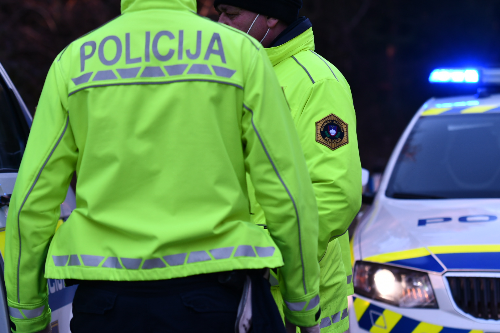 Štajerski policisti konec tedna pridržali voznike nezakonitih migrantov