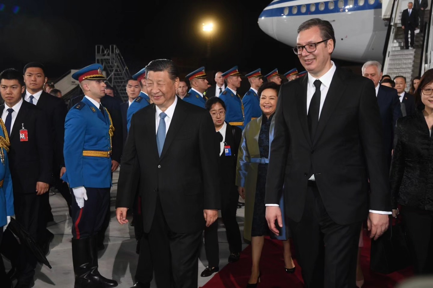 Velika čast: Vučić v Beogradu izrekel dobrodošlico kitajskemu predsedniku