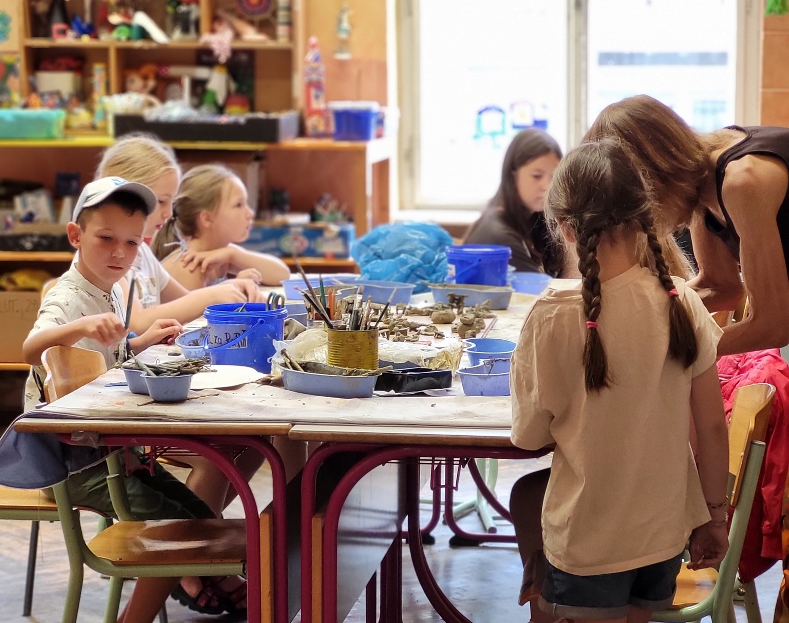 ZePeeMov počitniški program: Kaj za otroke pripravljajo ta teden?