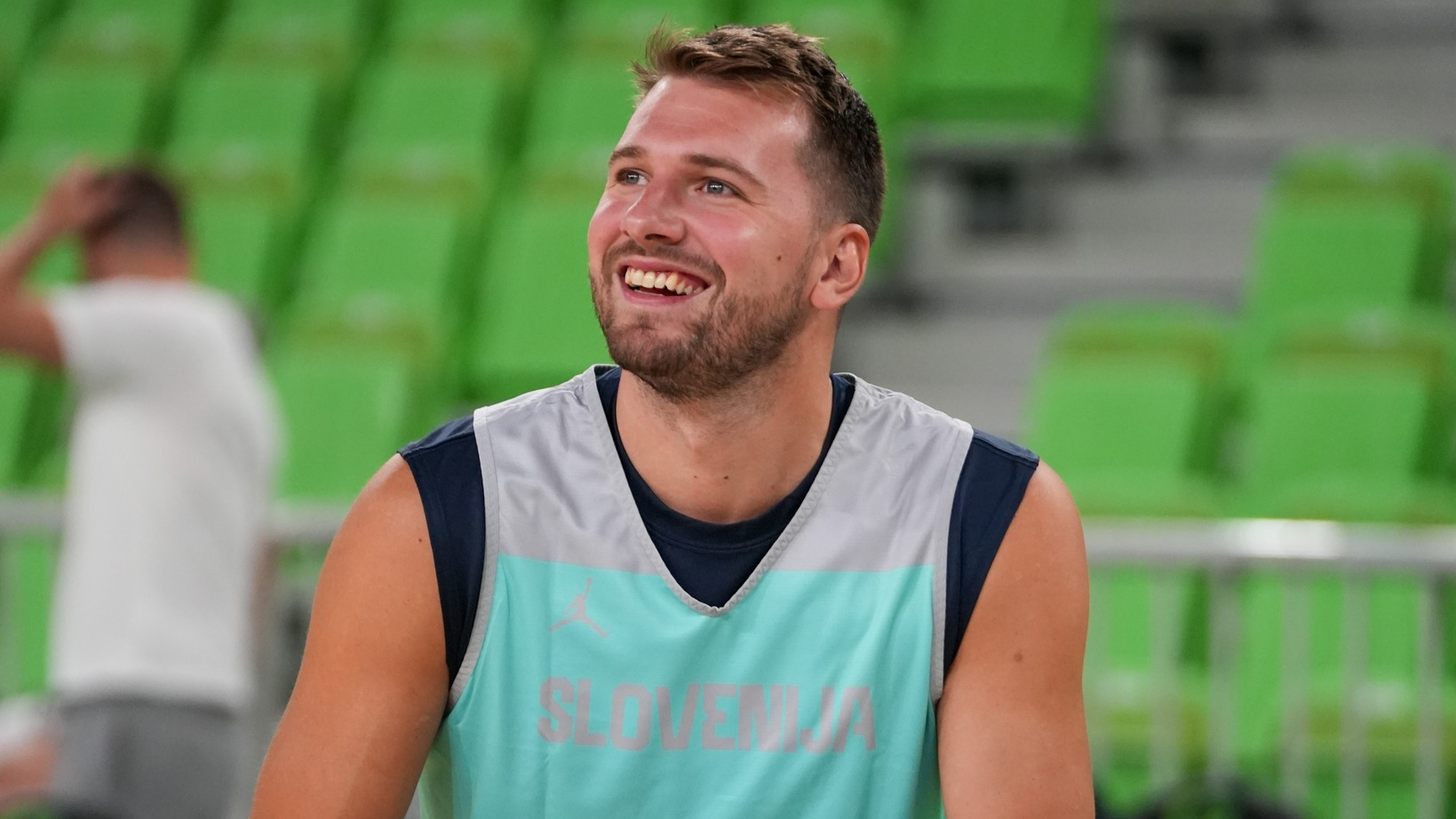 FOTO: Luka Dončić po rekordni pogodbi z Lakersi že na treningu z reprezentanco
