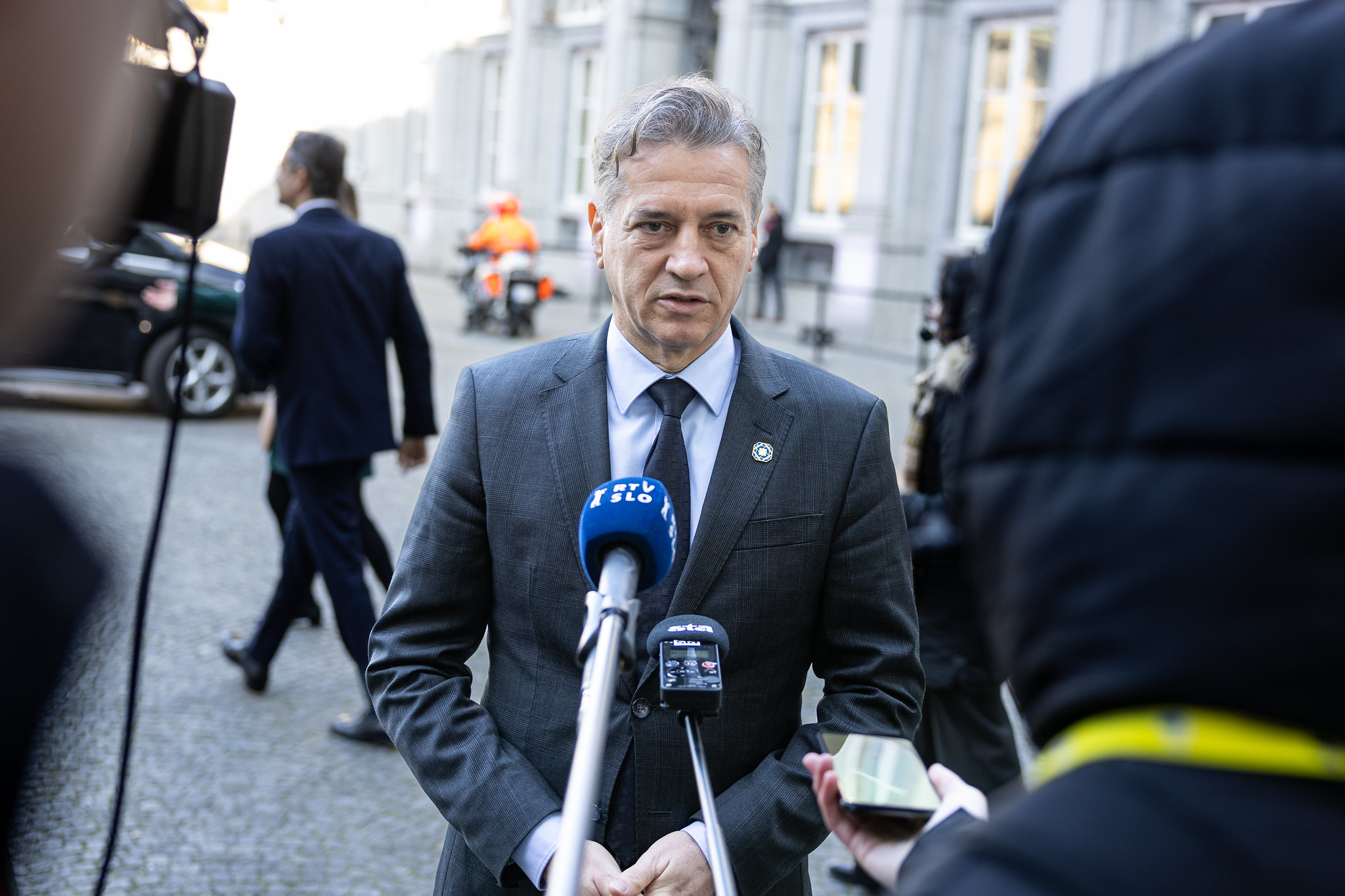 Golob s predsednico o oblikovanju vlade: Mudi se, saj bo "kriza res huda"