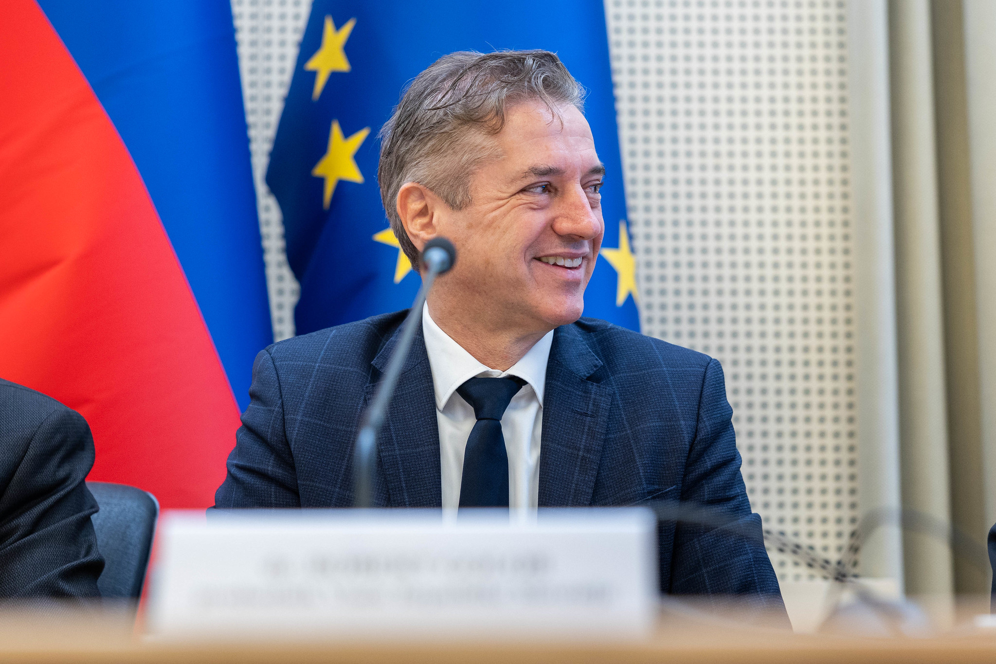 Kaj se je dogajalo na prvem povolilnem sestanku? Stevanović pogovor označil za konstruktiven