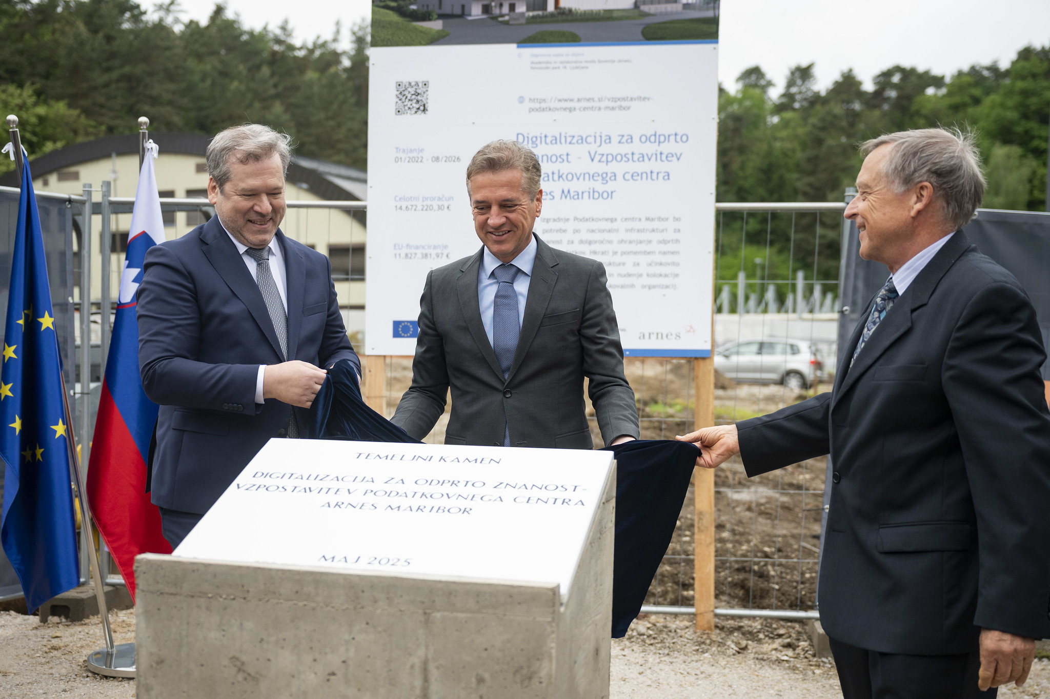 FOTO: V Mariboru odkrili  temeljni kamen za 150 milijonov vreden projekt