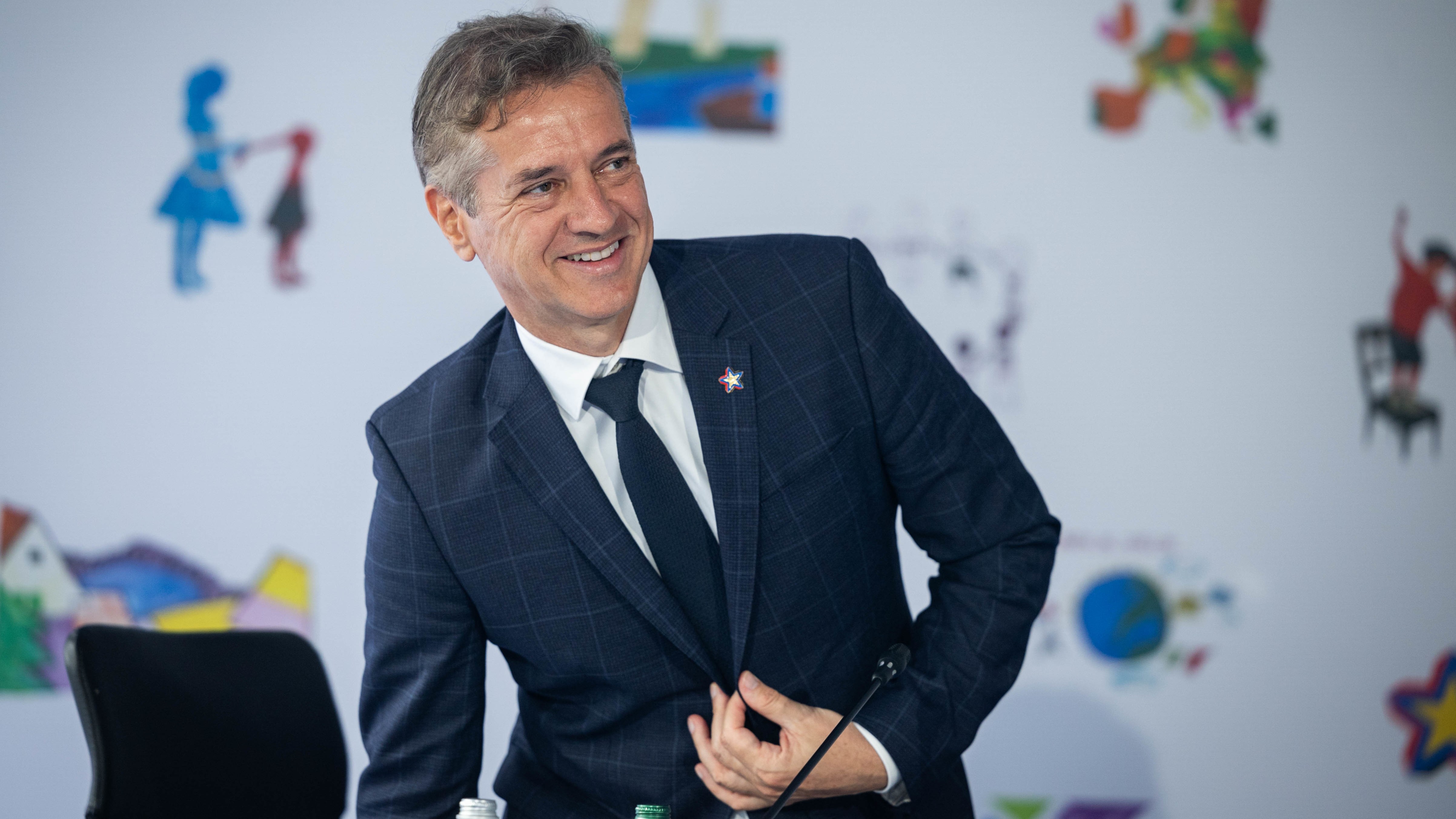 Golobova vlada z največjo podporo v skoraj dveh letih