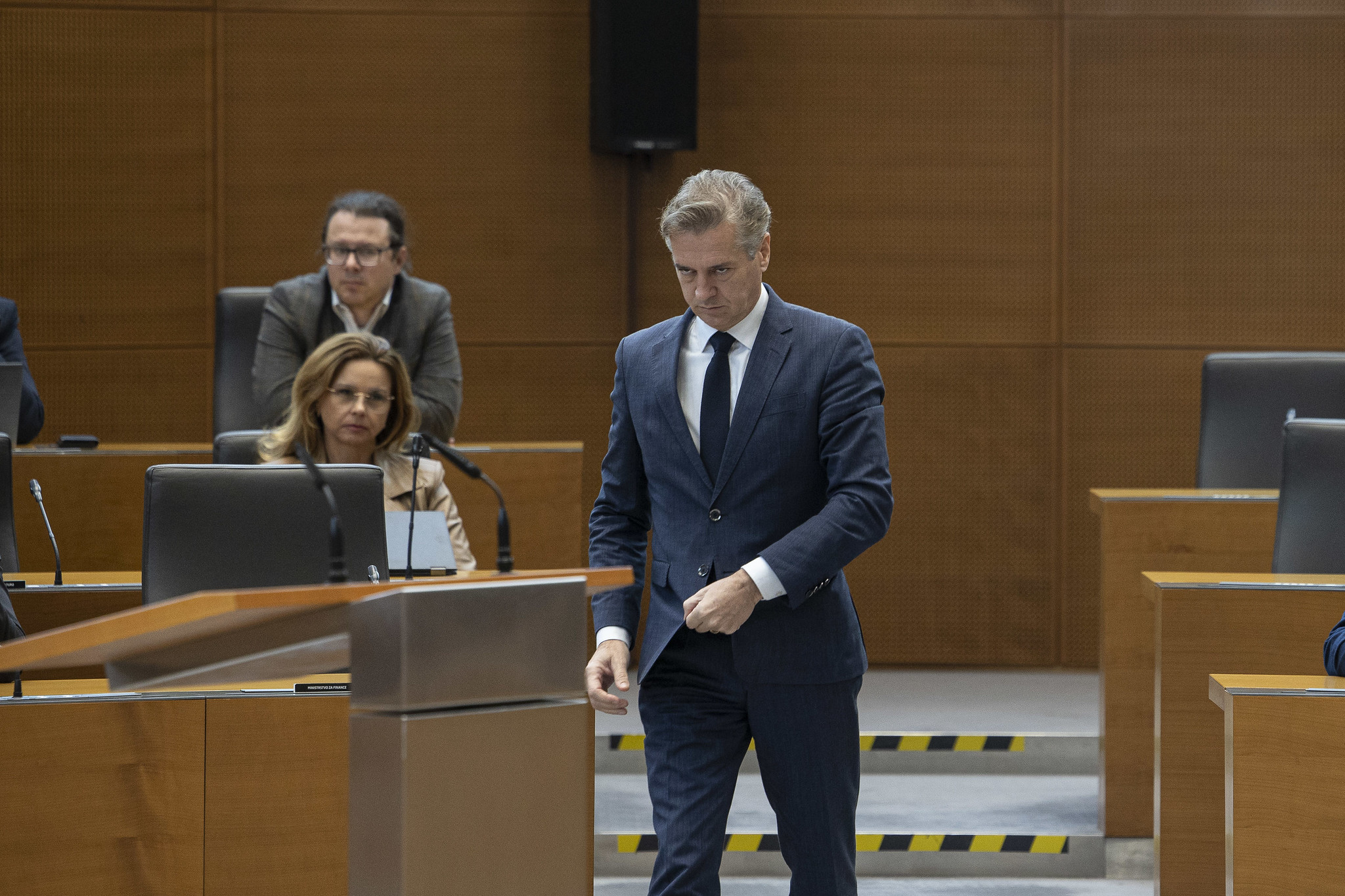 Premier Golob okrcal Luko Mesca