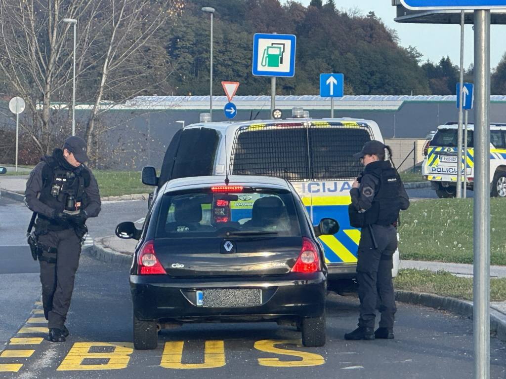 Ta ukrep so sedaj sprejeli na Policiji zaradi varnostnih razmer v Novem mestu