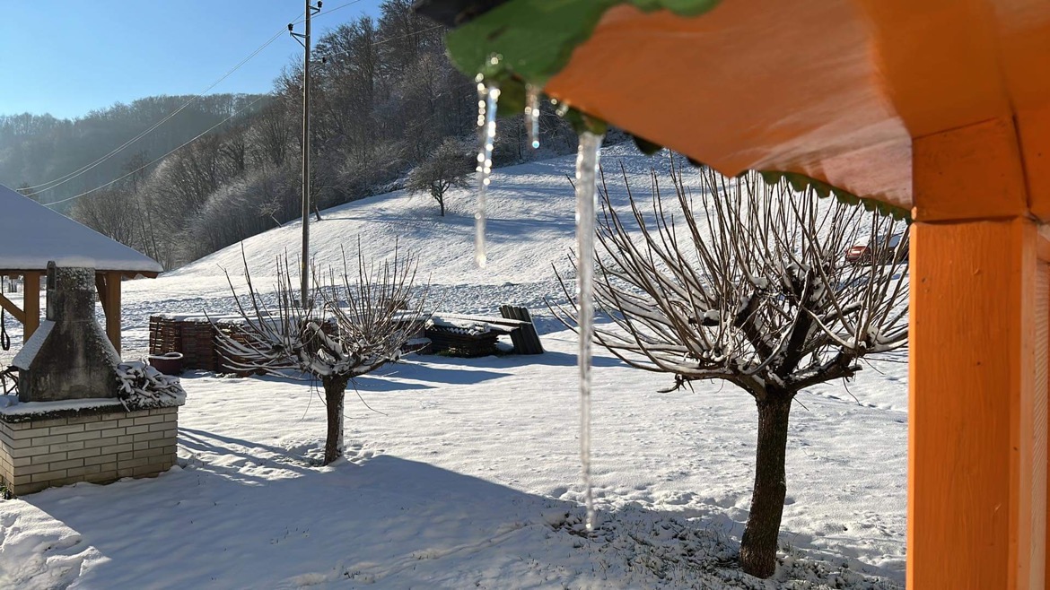 Rumeno opozorilo: Za naše kraje v torek napovedane izredno nizke temperature