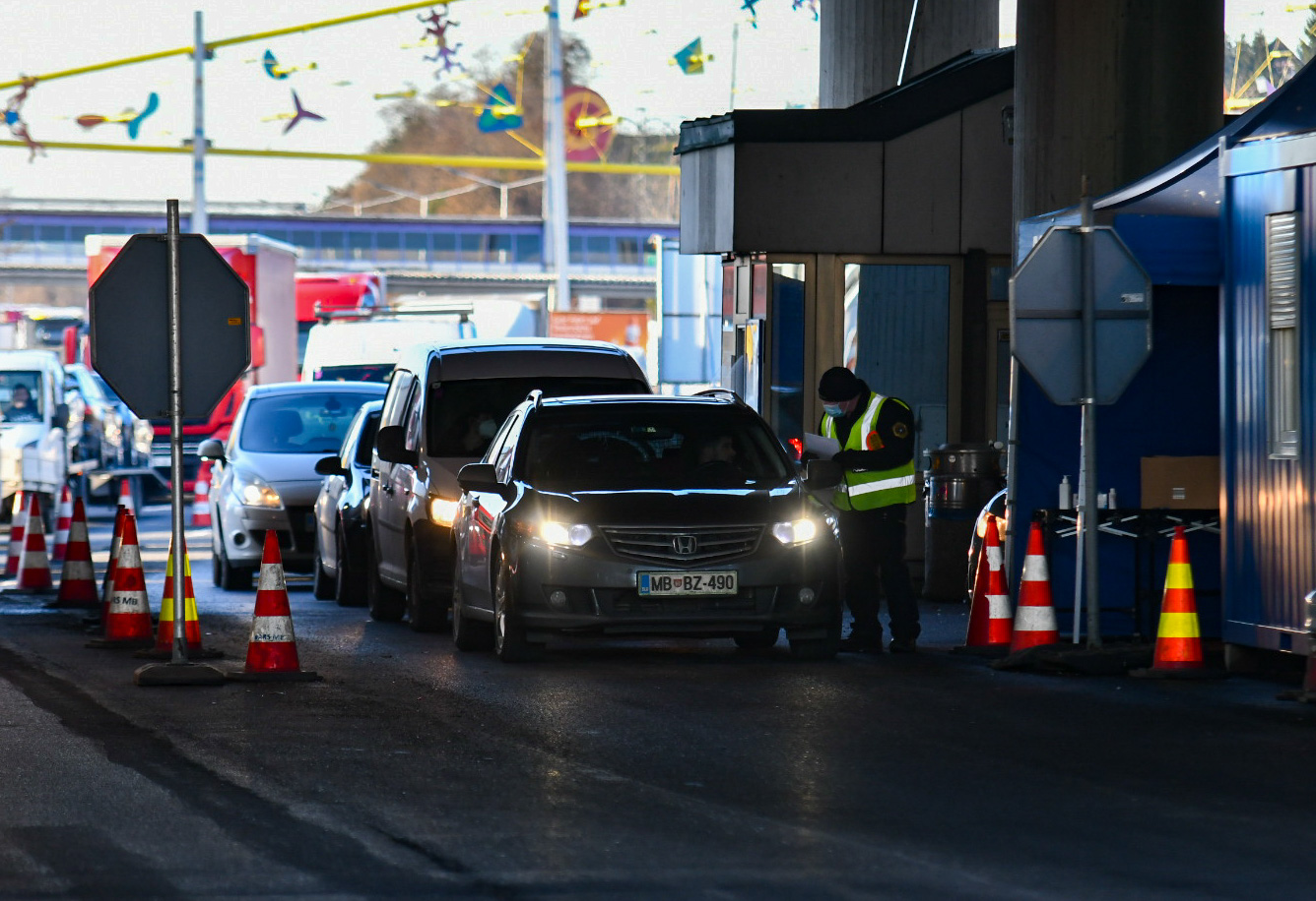 Vlada sprejela spremembe za prehod meje v Slovenijo