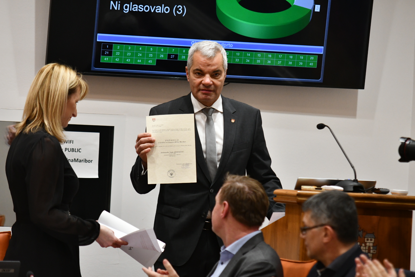 &#8220;Umik podražitev smo predlagali zaradi nestrokovnosti in nedorečenosti&#8221;