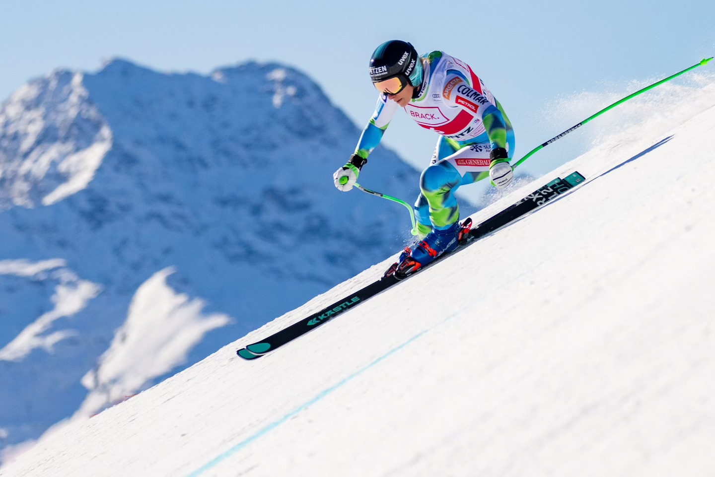 Ilka Štuhec z izjemno vožnjo le štiri stotinke od zmagovalnega odra