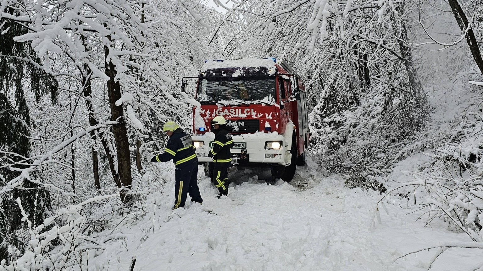 So bili prebivalci Haloz predolgo v temi? To pravijo v podjetju Elektro Maribor