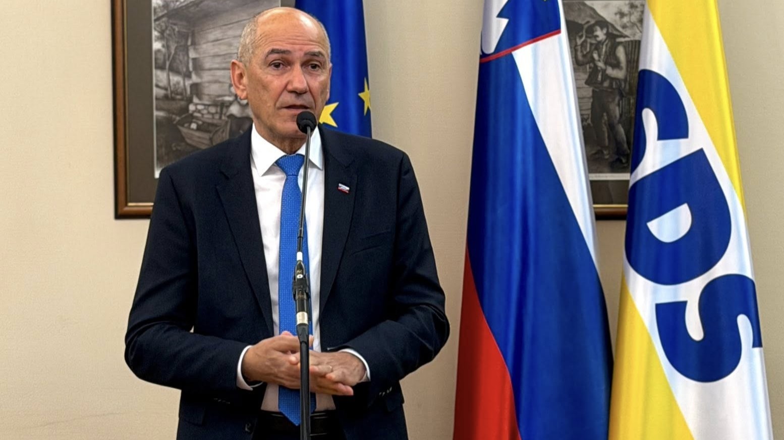 "Volivci bodo volili na nezakonitih voliščih": Janša bo izpodbijal rezultate predčasnega glasovanja