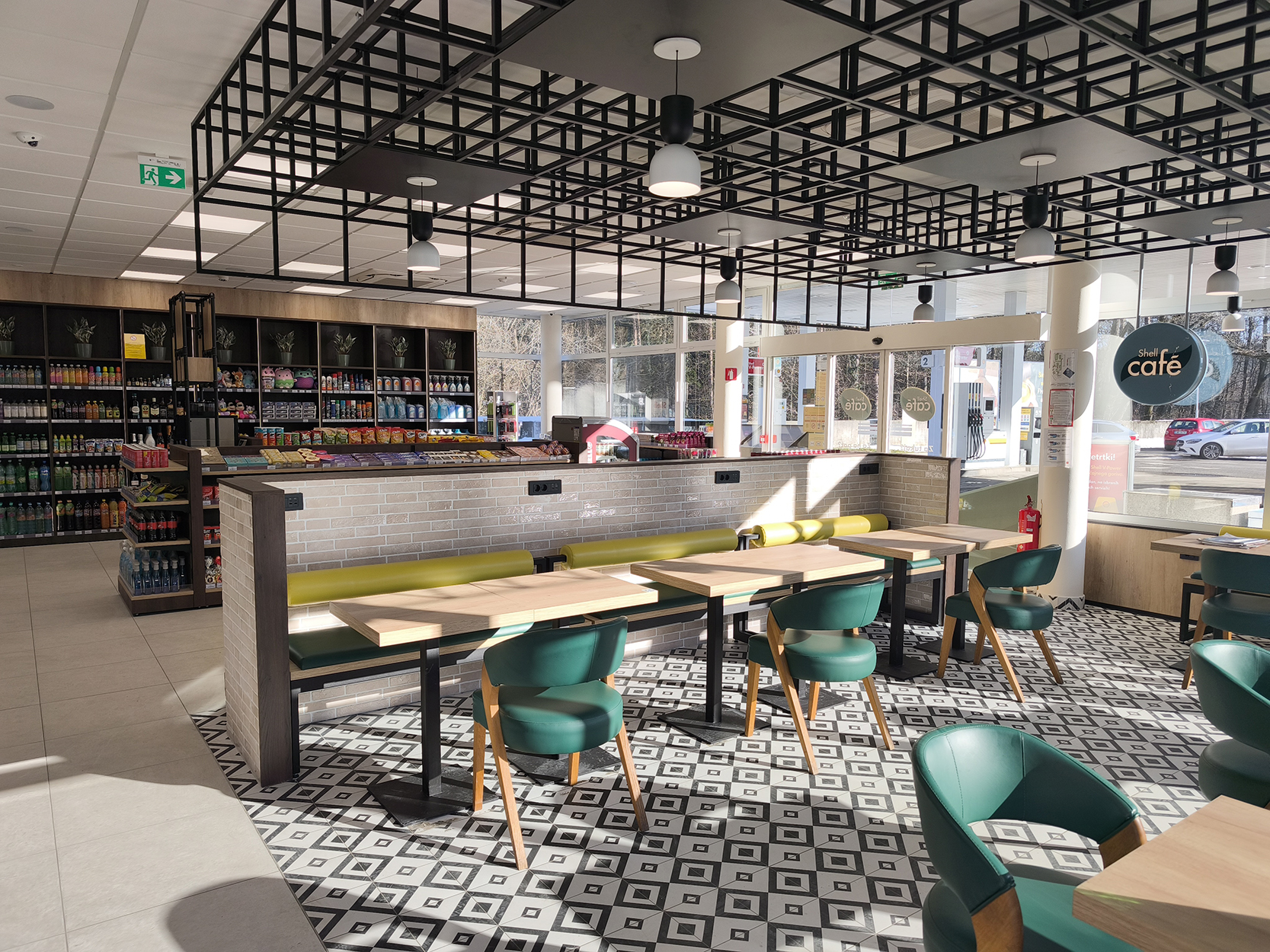 Ste vedeli, da lahko na Shellu osvojite do 1.500 evrov brezplačnega goriva in pijete kavo krepko pred sončnim vzhodom?