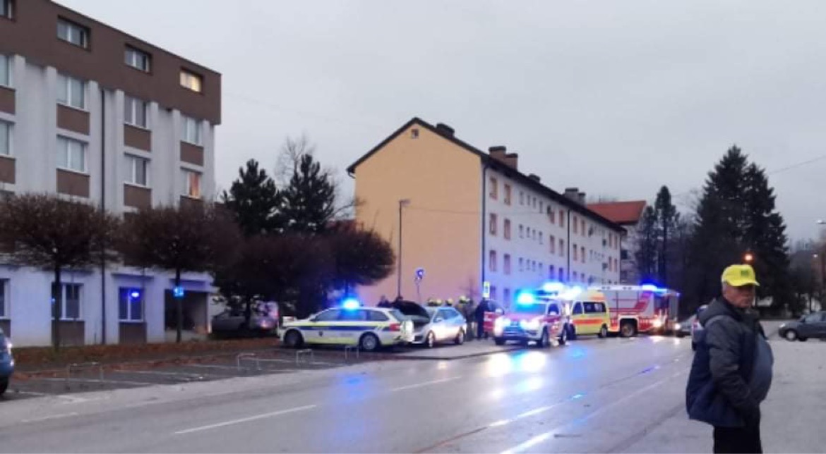 FOTO: V Mariboru še ena prometna nesreča, na delu so tudi reševalci
