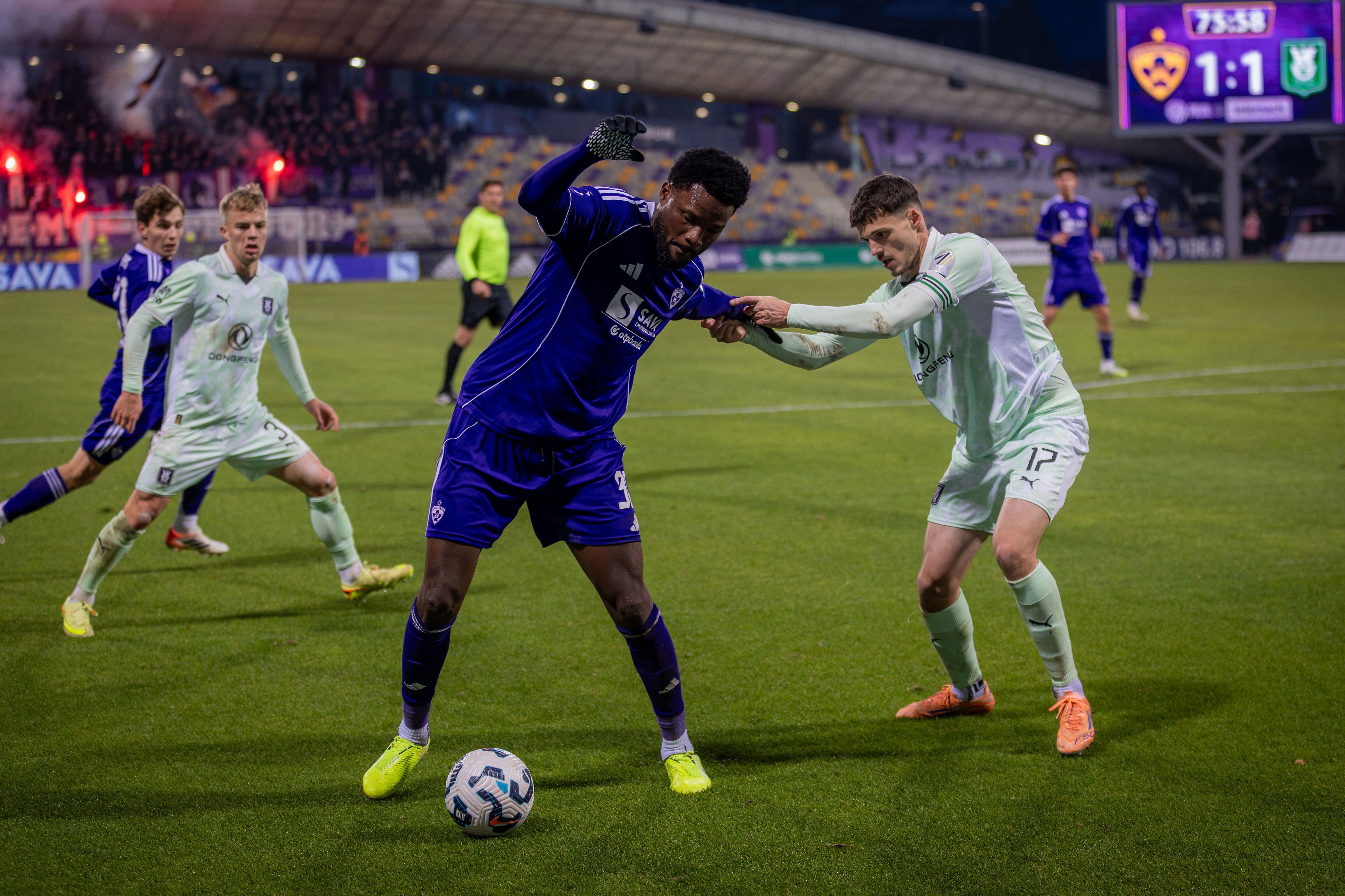 Slabe novice za NK Maribor: Tetteh izgubljen za najmanj 6 tednov