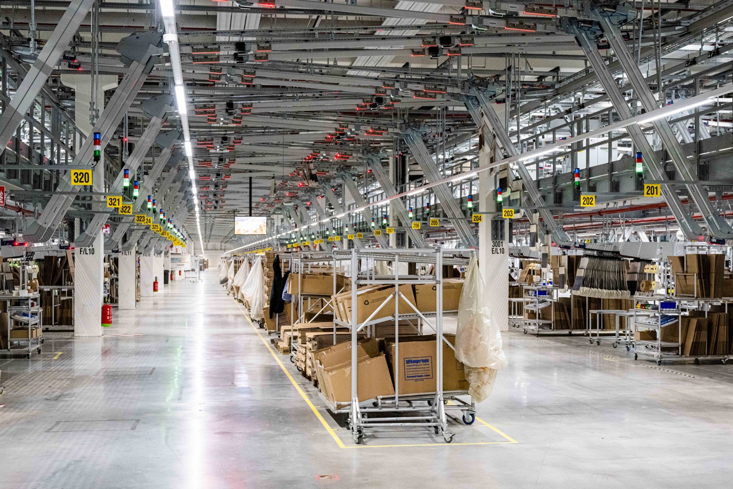 1400 delavcev bo izgubilo službo: Podjetje, ki je bilo simbol stabilnosti, sedaj samo deli odpovedi