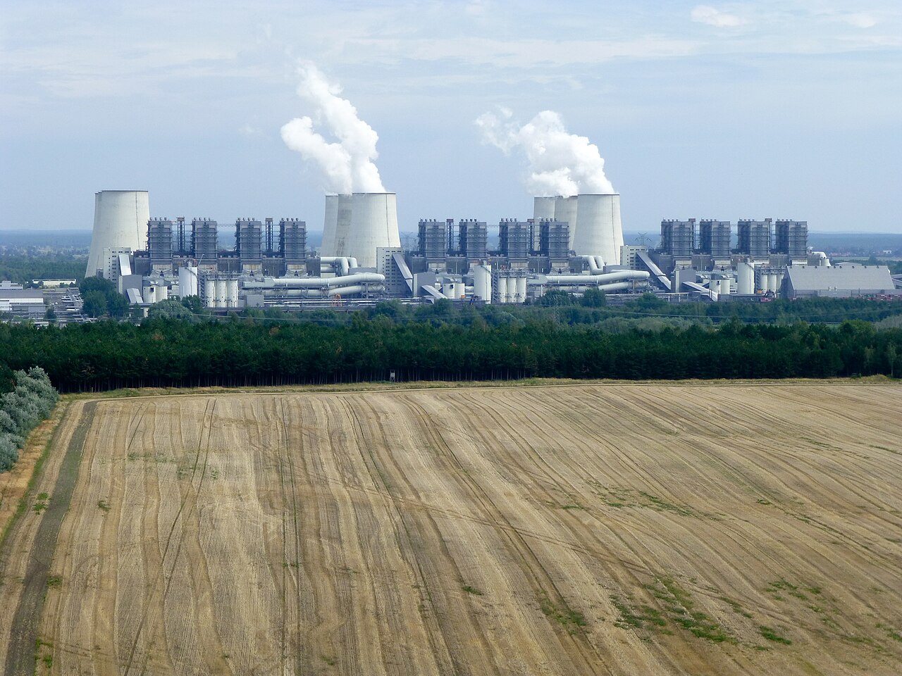 Pri transformatorski postaji našli eksplozivne naprave, s katerimi naj bi želeli povzročiti obsežen izpad elektrike