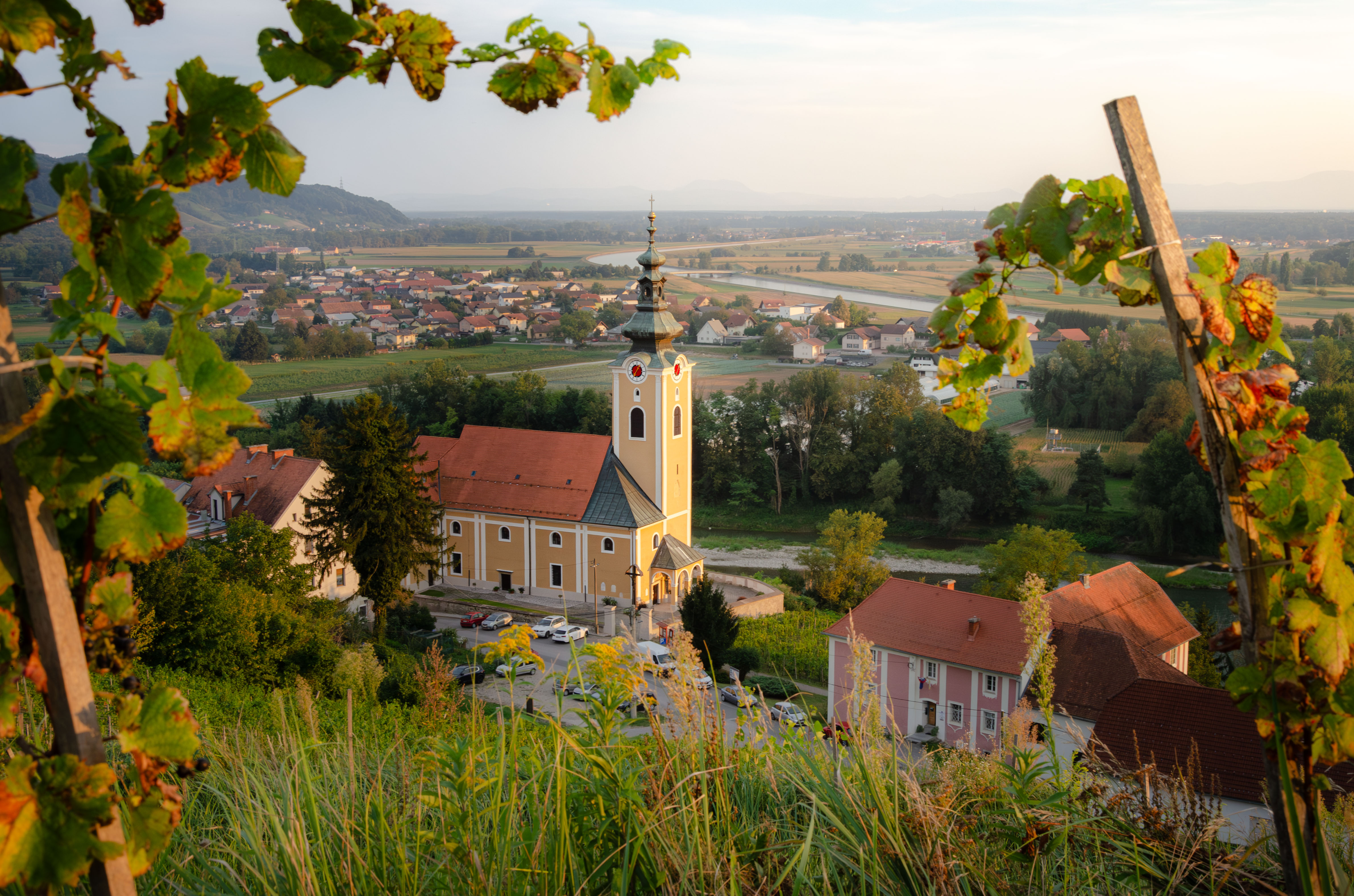 Dvojno praznovanje v Malečniku: Nova fasada in praznik Marijine cerkve na Gorci