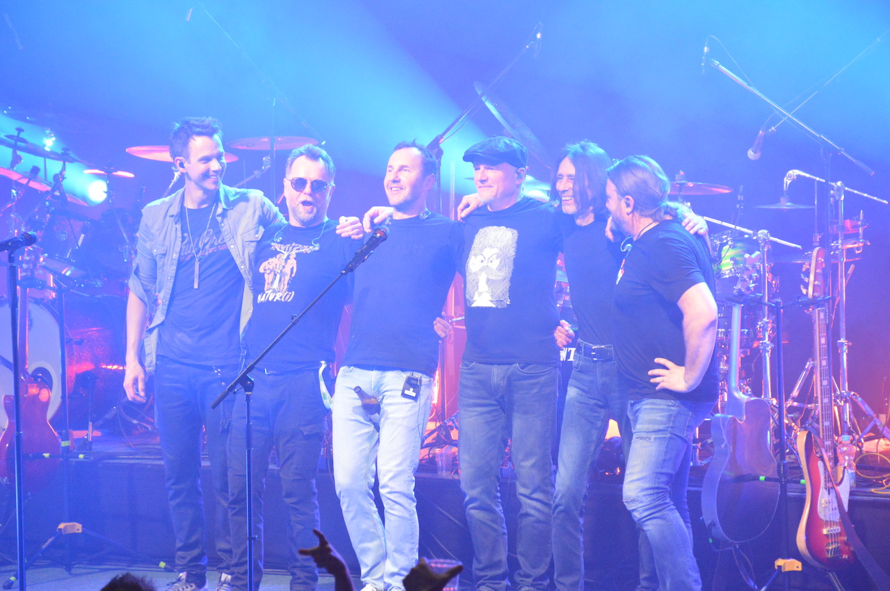 "Kar daješ, to dobiš": Mi2 po 11 letih znova zatresli Šentilj (FOTO)