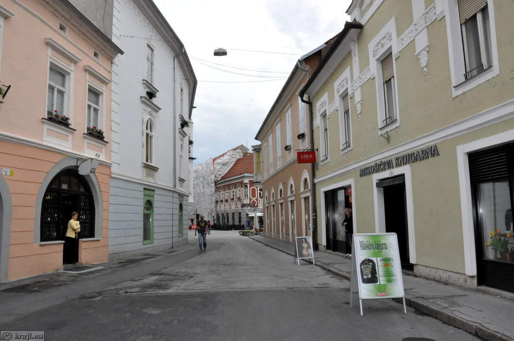 Kamere na vsakem koraku? Na Ptuju se loteva vandalov in prometnih kršiteljev