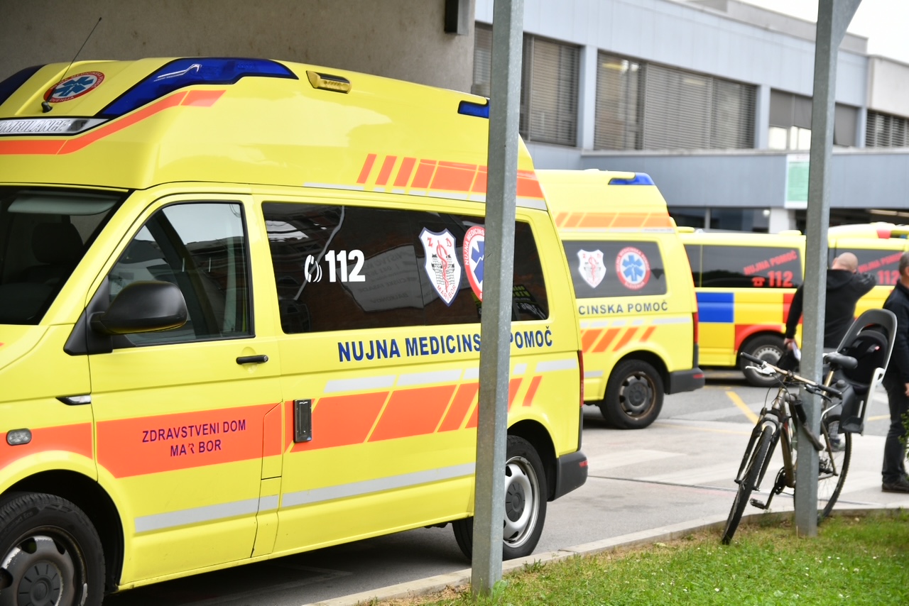 Danes ob 16. uri sirene po vsej Sloveniji: Tudi v Mariboru se bodo poklonili mlademu reševalcu Anžetu