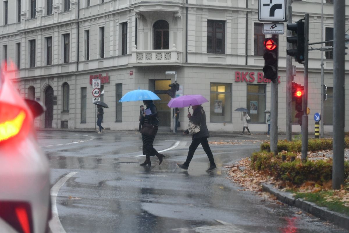 ARSO izdal rumeno opozorilo: Prihaja vremenski preobrat