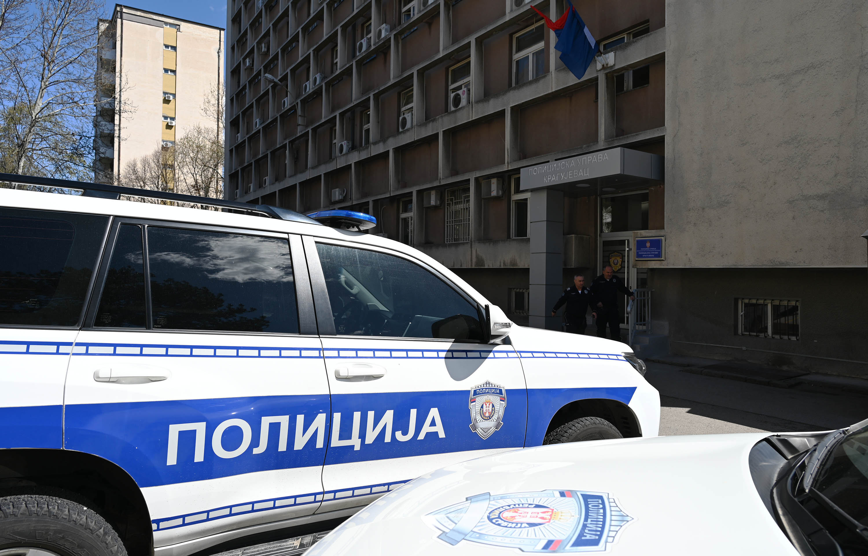 Prvič v Srbiji: ženski obsojeni na 40 let in dosmrtni zapor