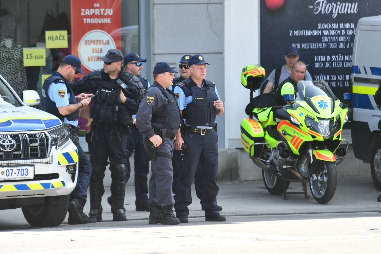 Pogajanja propadla: Slovenski policisti uradno napovedali stavko