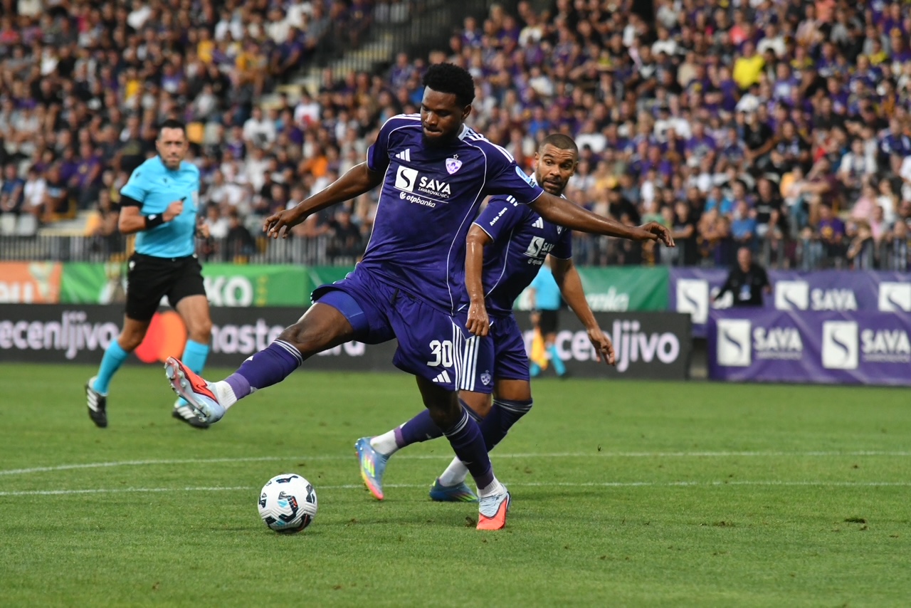 Maribor iz Ajdovščine s polnim izkupičkom