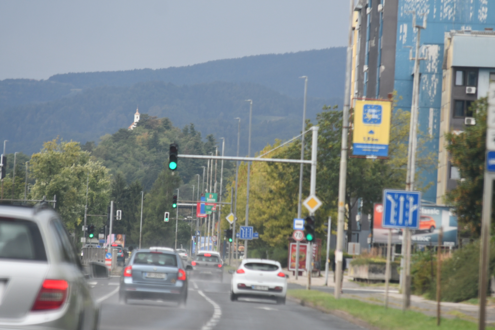 ARSO izdal opozorilo: Nevihte bodo zajele vso Slovenijo