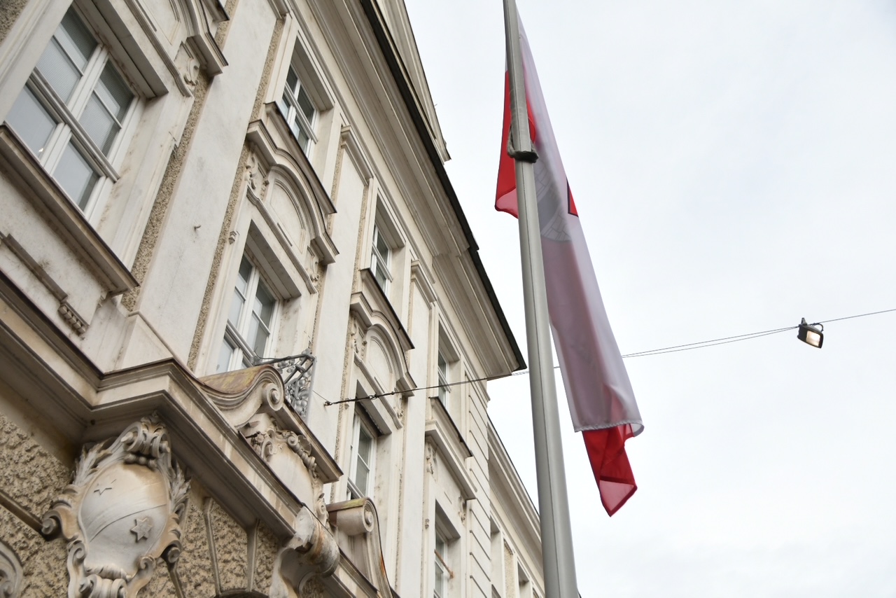 Priložnost za dijake in študente v Mariboru: Na voljo štipendije do 500 evrov mesečno
