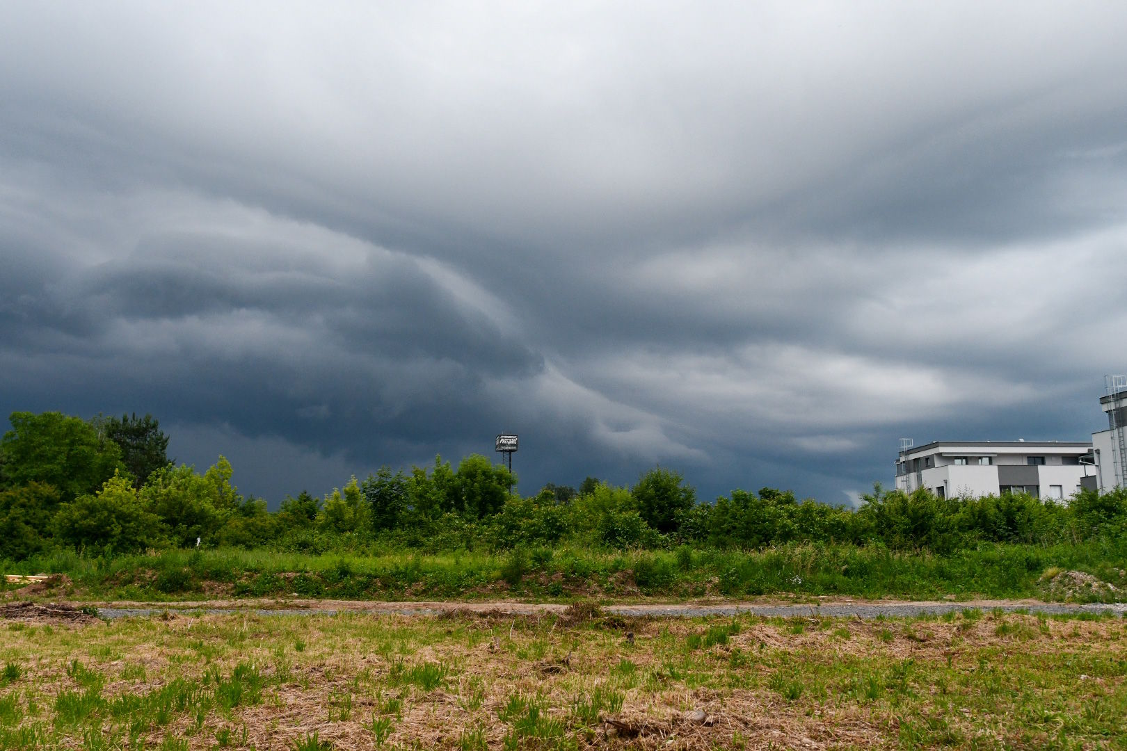 Odgovor na poplave neurja in točo: Skupen projekt Hrvaške in Slovenije