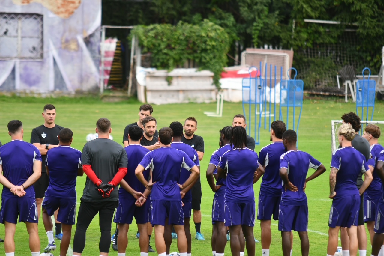 FOTO in VIDEO: Đalović že takoj pokazal svoj obraz: »Navijačem lahko obljubim borbo«