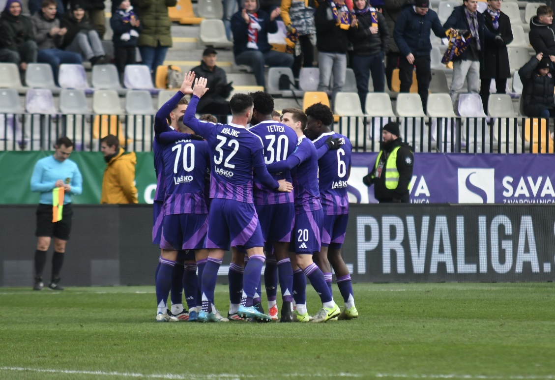 Maribor s točko na Bonifiki potrdili drugo mesto
