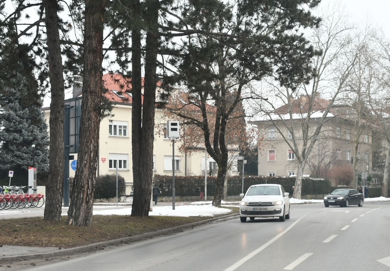 Radar bo od danes naprej v Mariboru na novi lokaciji lovil prehitre voznike
