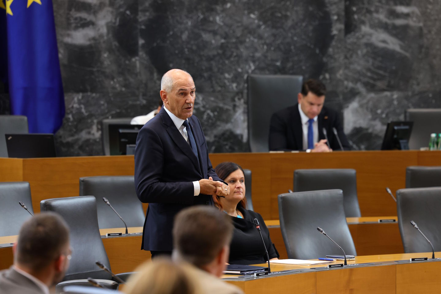 Janez Janša o cenah energentov: Jočete, da je bencin predrag, hkrati pa blokirate ukrepe