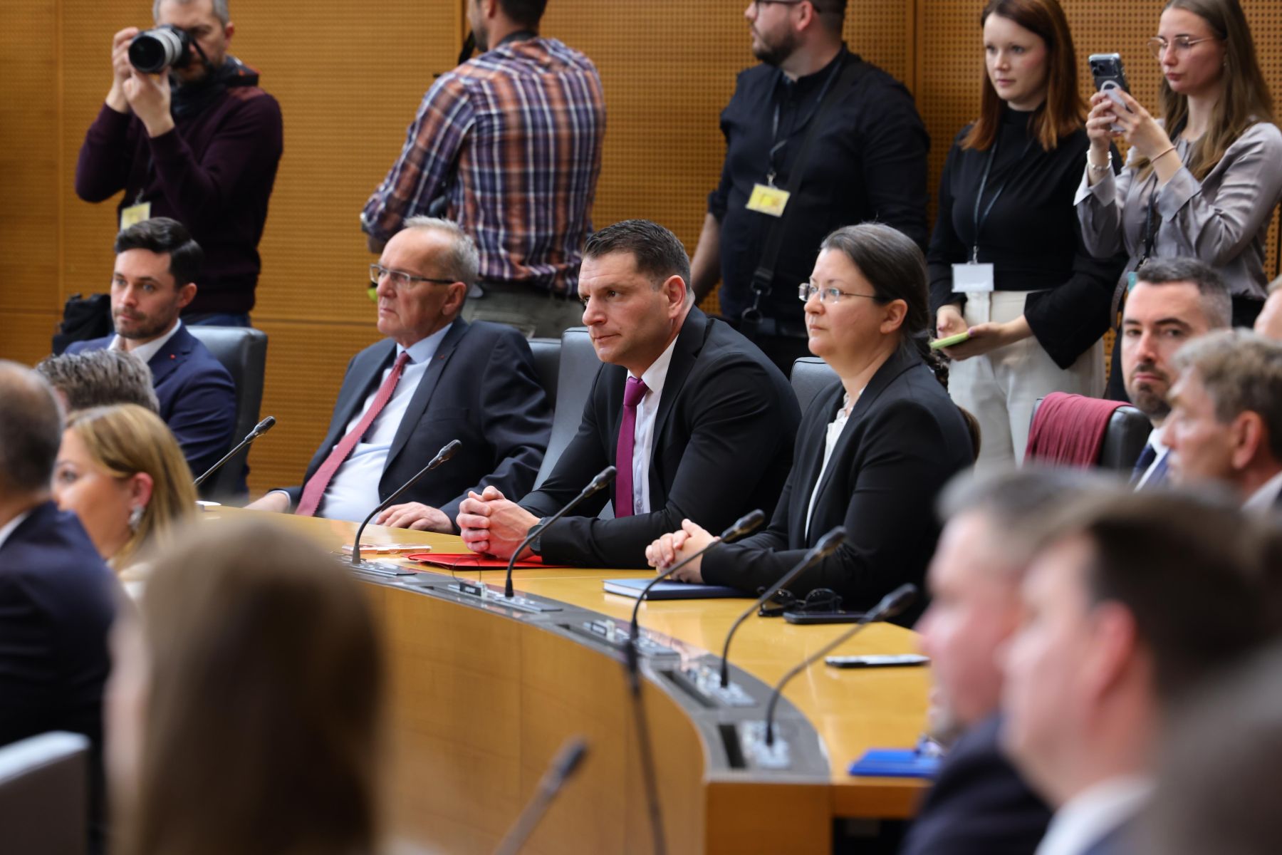 Preobrat v državnem zboru: Zoran Stevanović kot prvi v vrsti za stolček predsednika