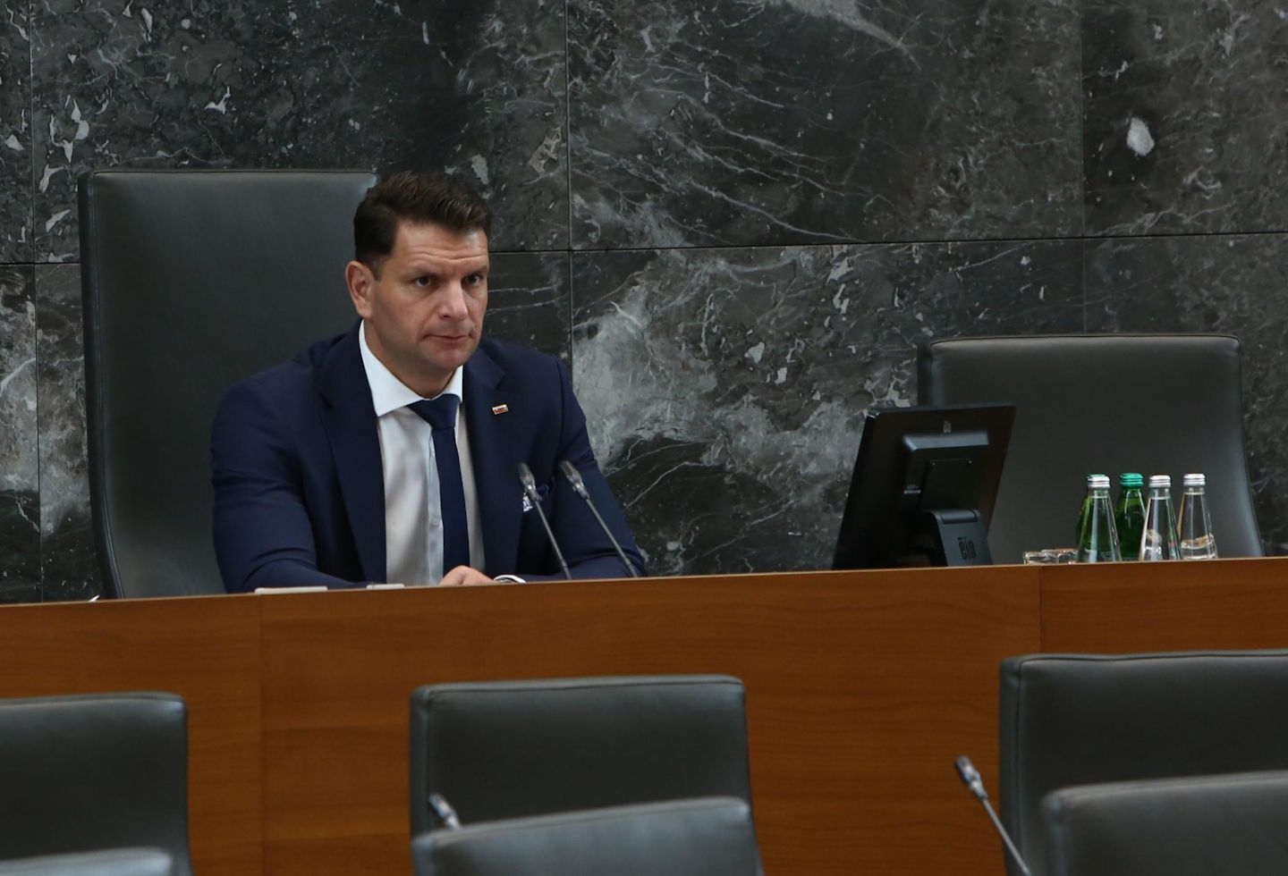 Usoda Stevanoviča bo znana po tajnem glasovanju