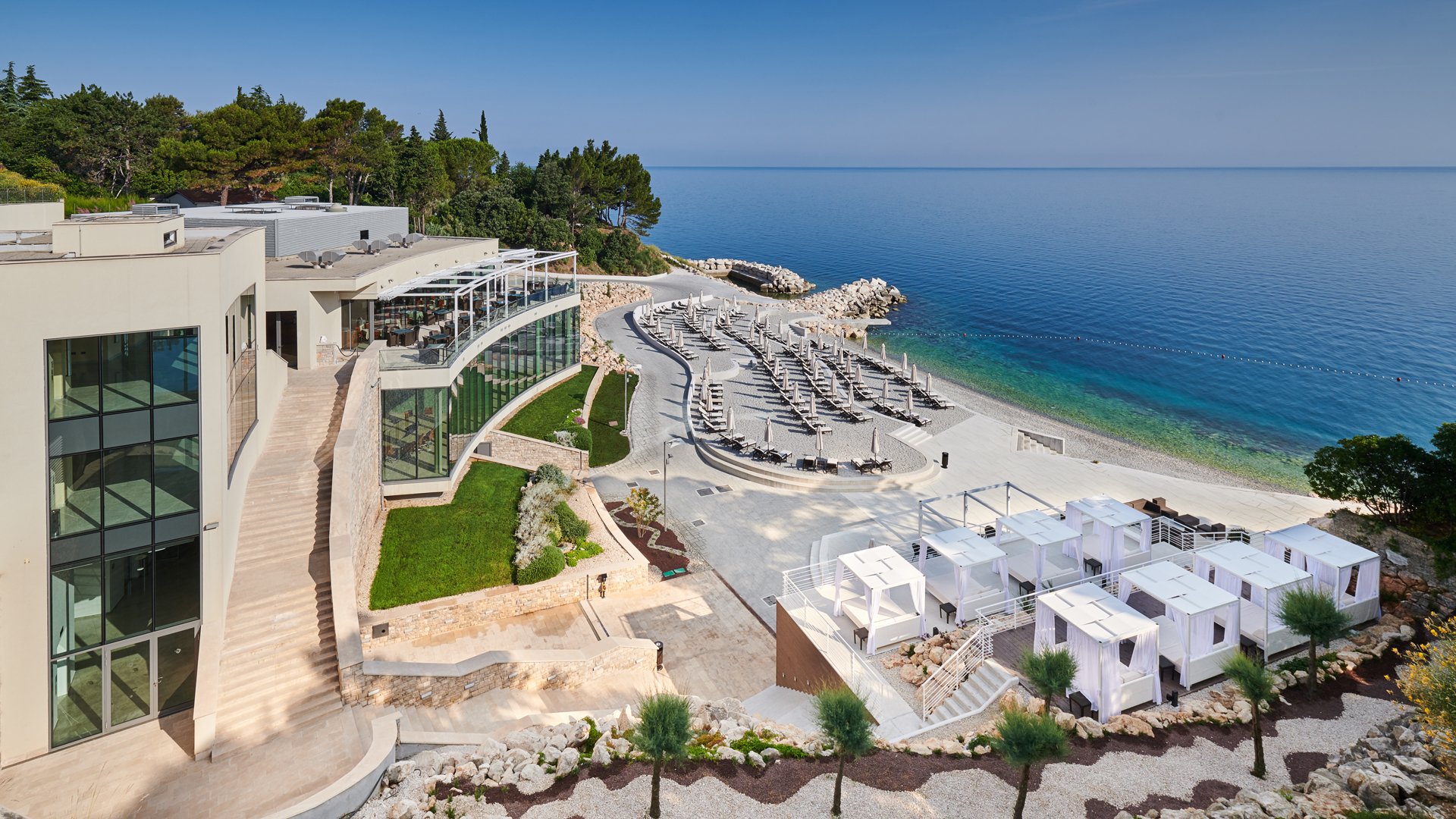 Znane nove podrobnosti: So za incident na plaži v Savudriji res krivi slovenski turisti?