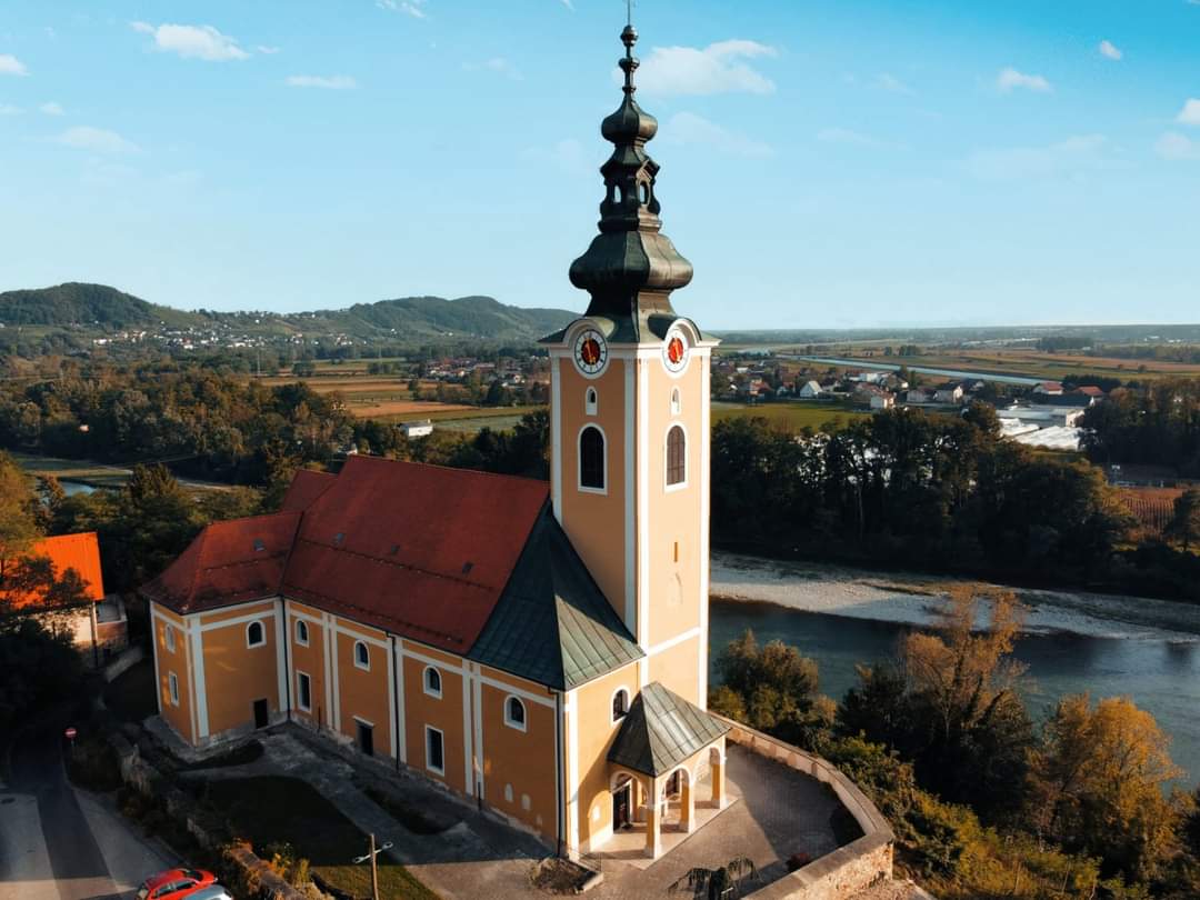 Malečniška cerkev bo zasijala pred velikim praznovanjem na Gorci