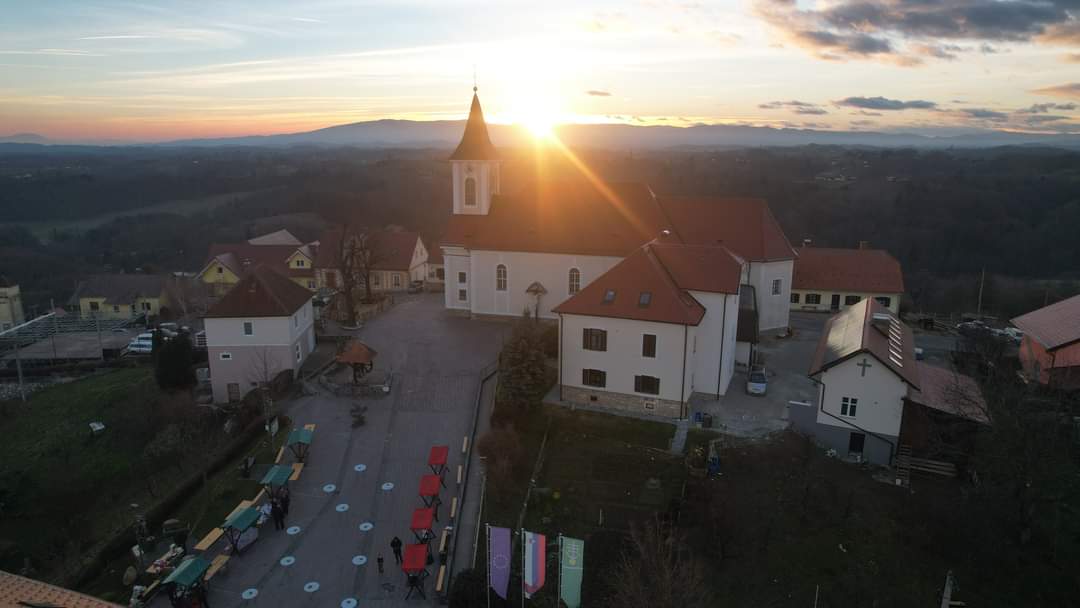 Trg na Zgornji Velki bo tudi letos zaživel z božičnim sejmom