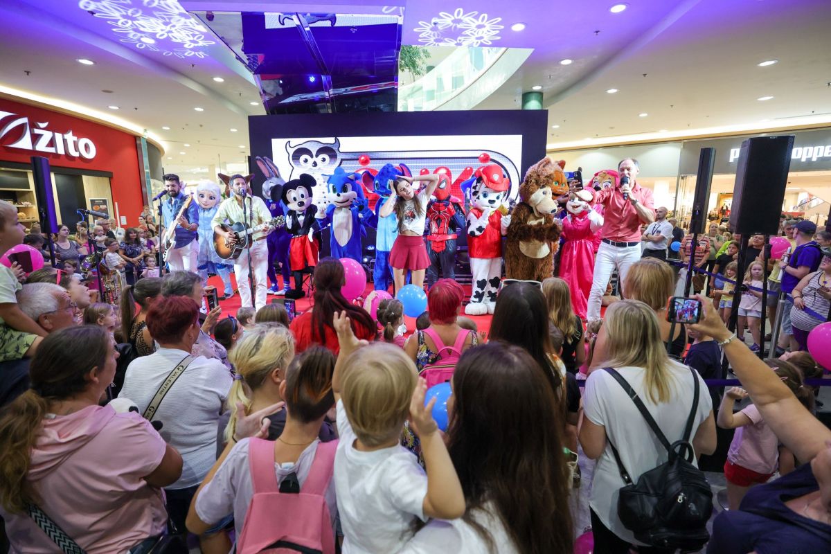 Europark je svoj 26. rojstni dan obeležil z glasbo, zabavo in sladkimi dobrotami